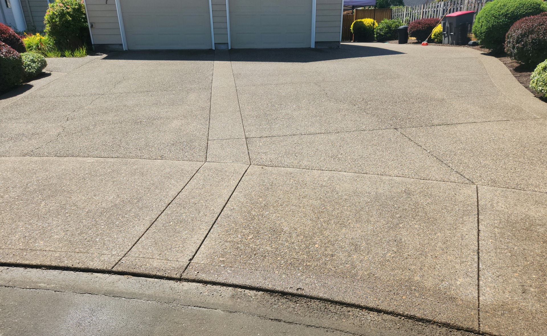 Flawless pressure washing driveway cleaning